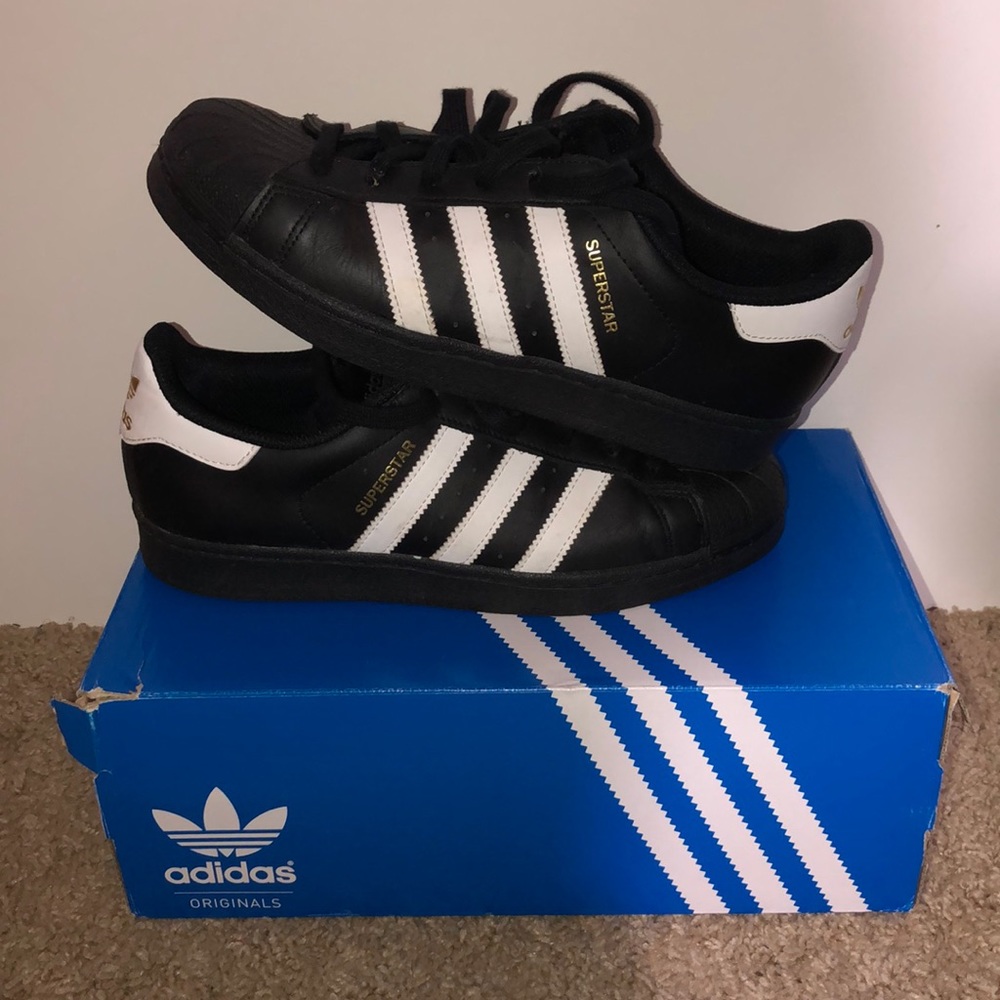 Mens Adidas Superstars